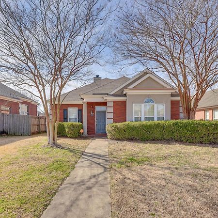 Home With Fenced Yard About 12 Mi To Dtwn Montgomery Exterior foto